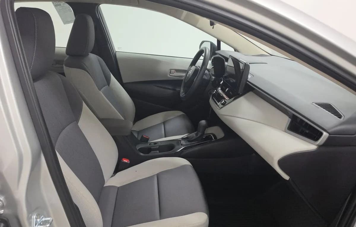 2026 TOYOTA COROLLA LE 5