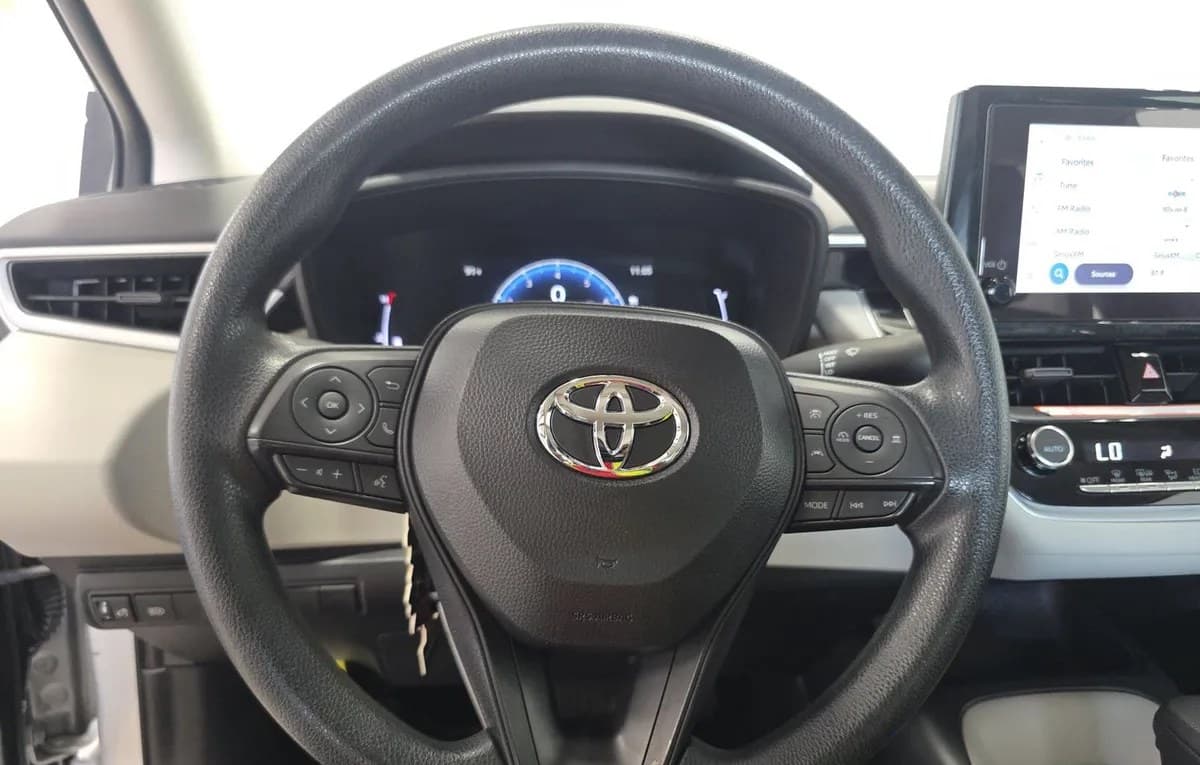 2026 TOYOTA COROLLA LE 7