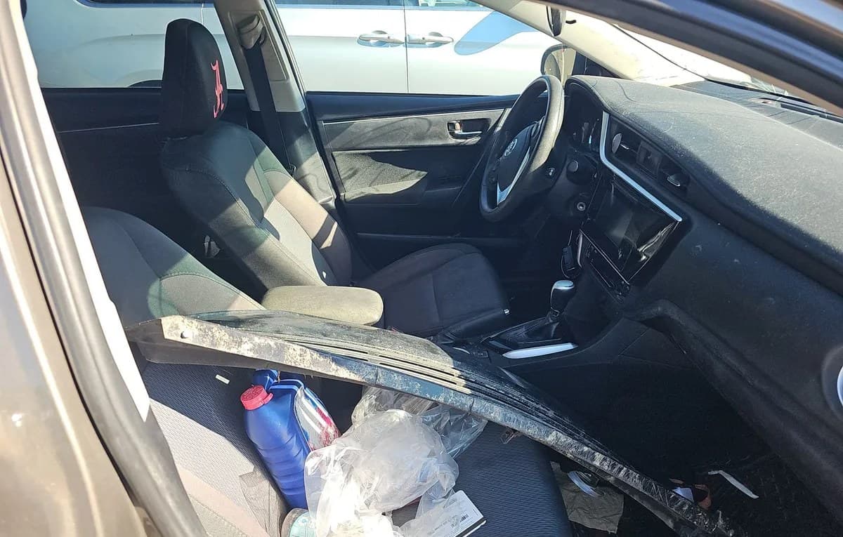 2018 TOYOTA COROLLA LE Eco 4