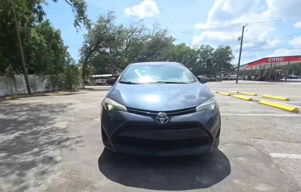 2018 TOYOTA COROLLA LE 3