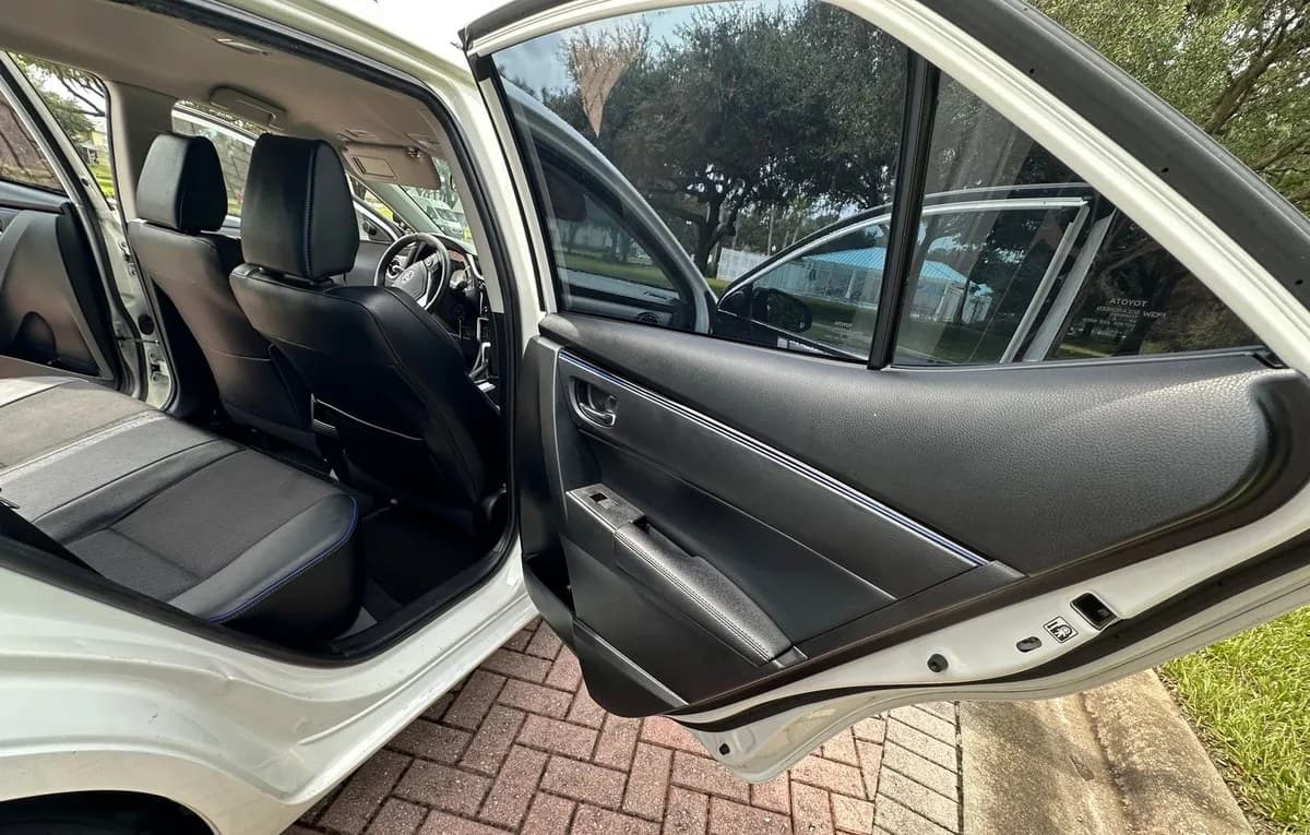 2018 TOYOTA COROLLA SE 5