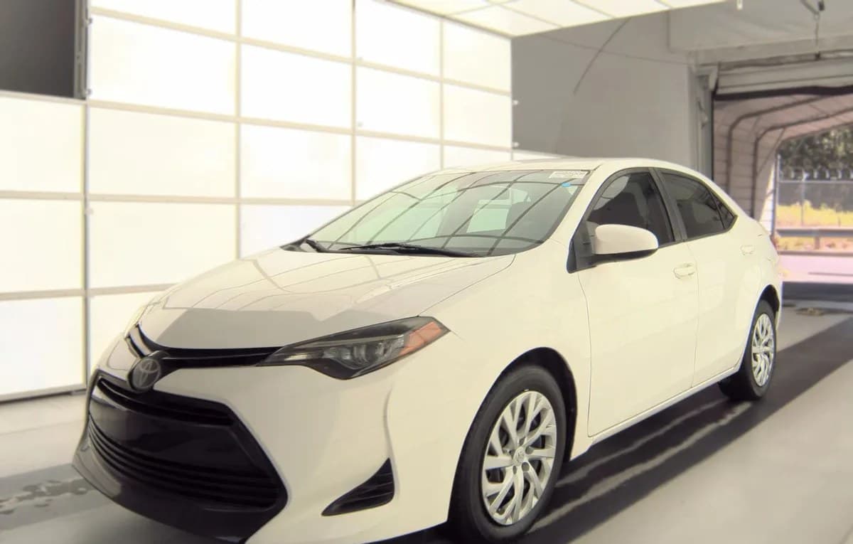 2019 TOYOTA COROLLA LE 2