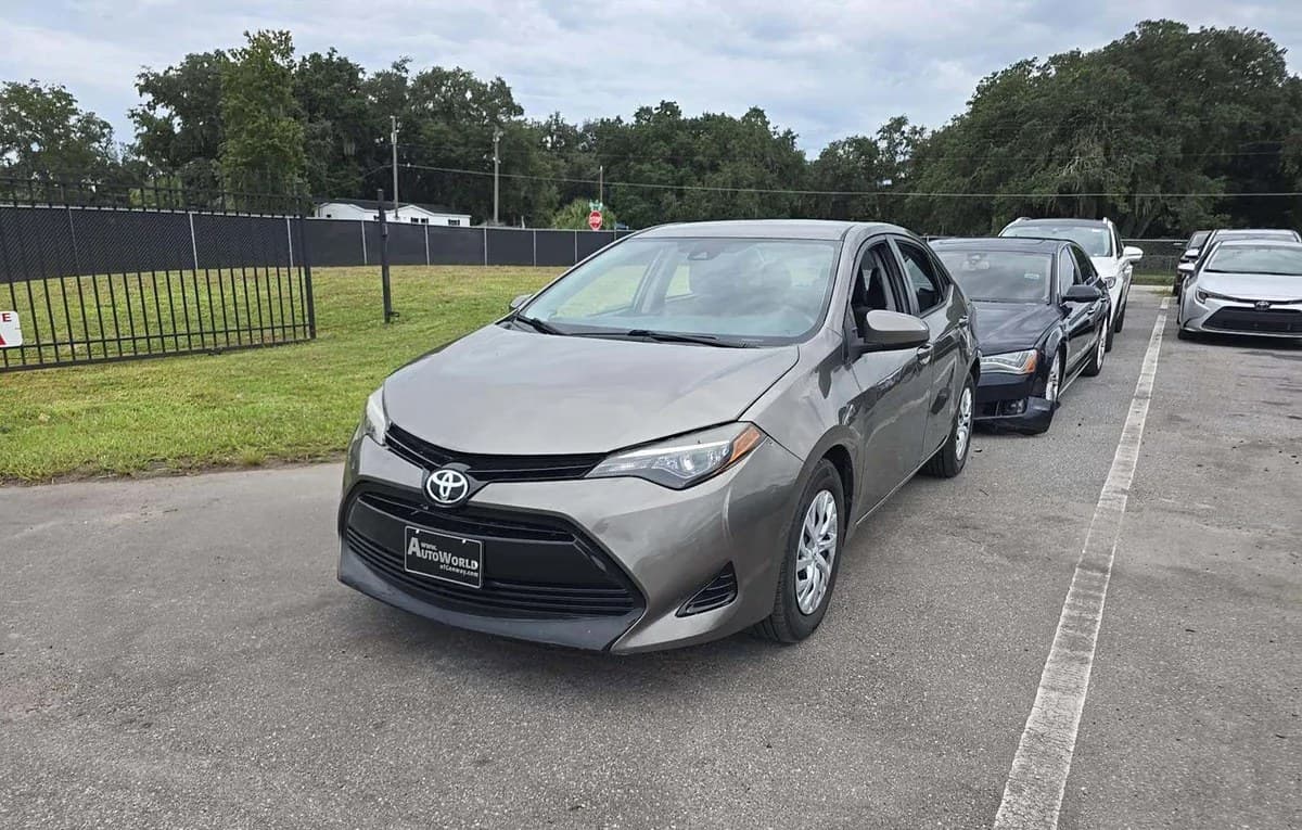 2018 TOYOTA COROLLA LE 2
