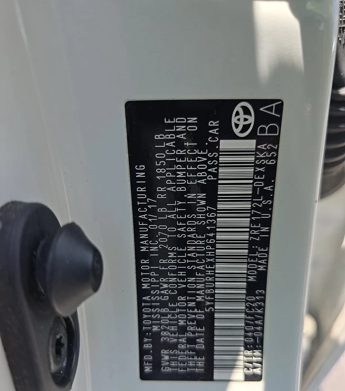 2017 TOYOTA COROLLA SE 6