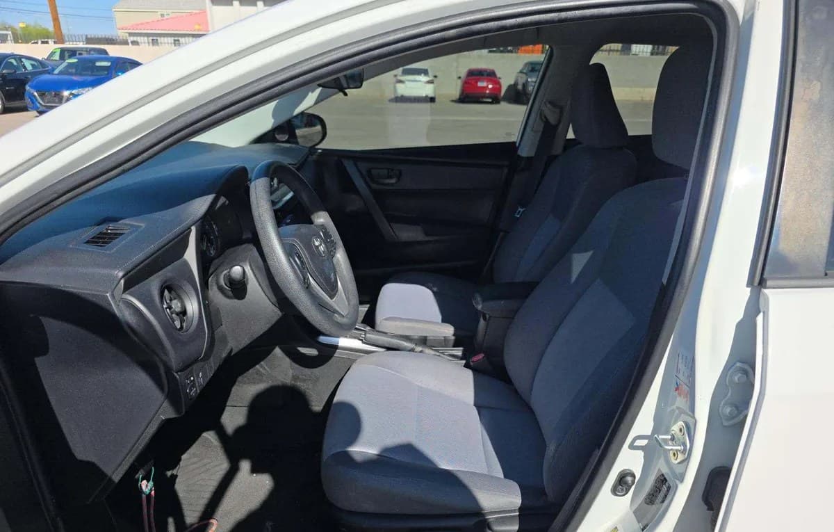 2017 TOYOTA COROLLA L SEDAN 4