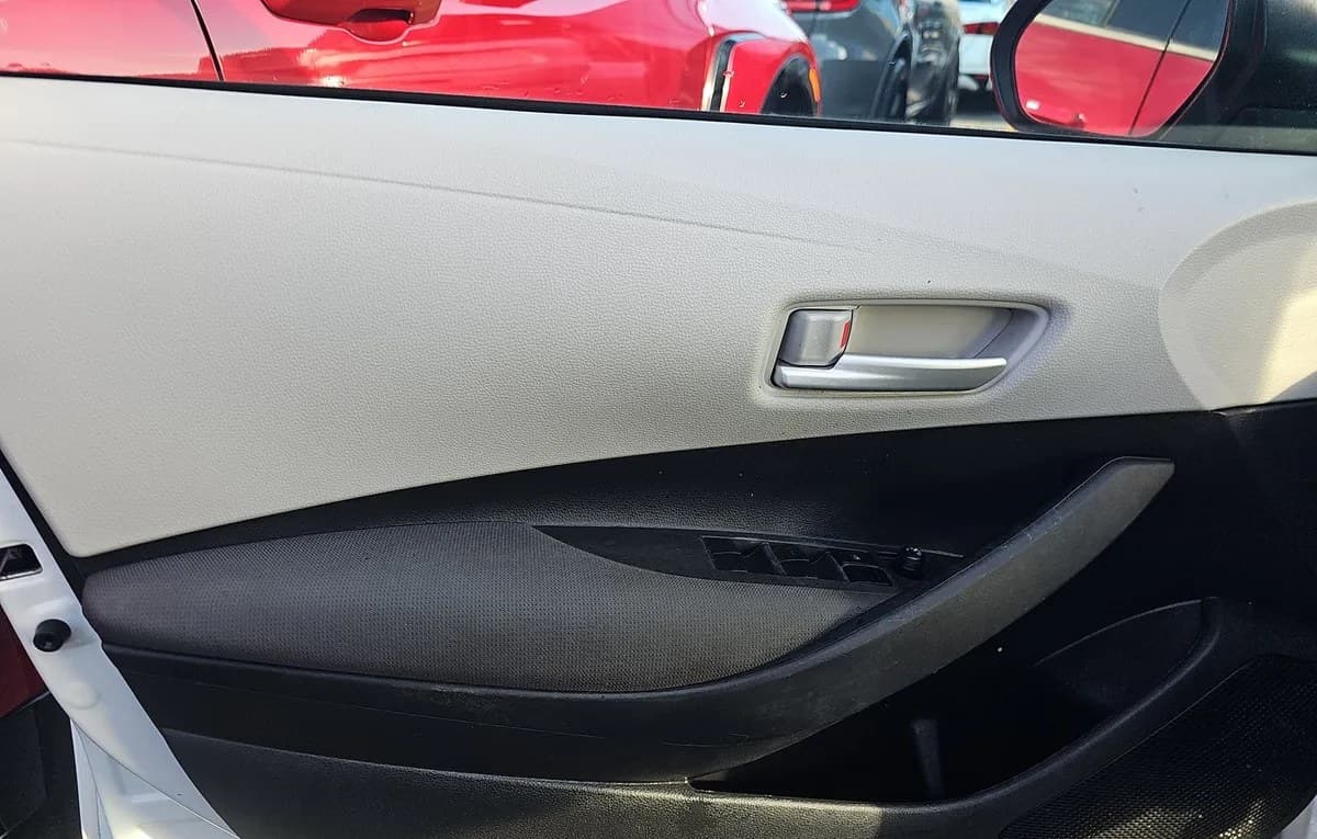 2021 TOYOTA COROLLA LE 6