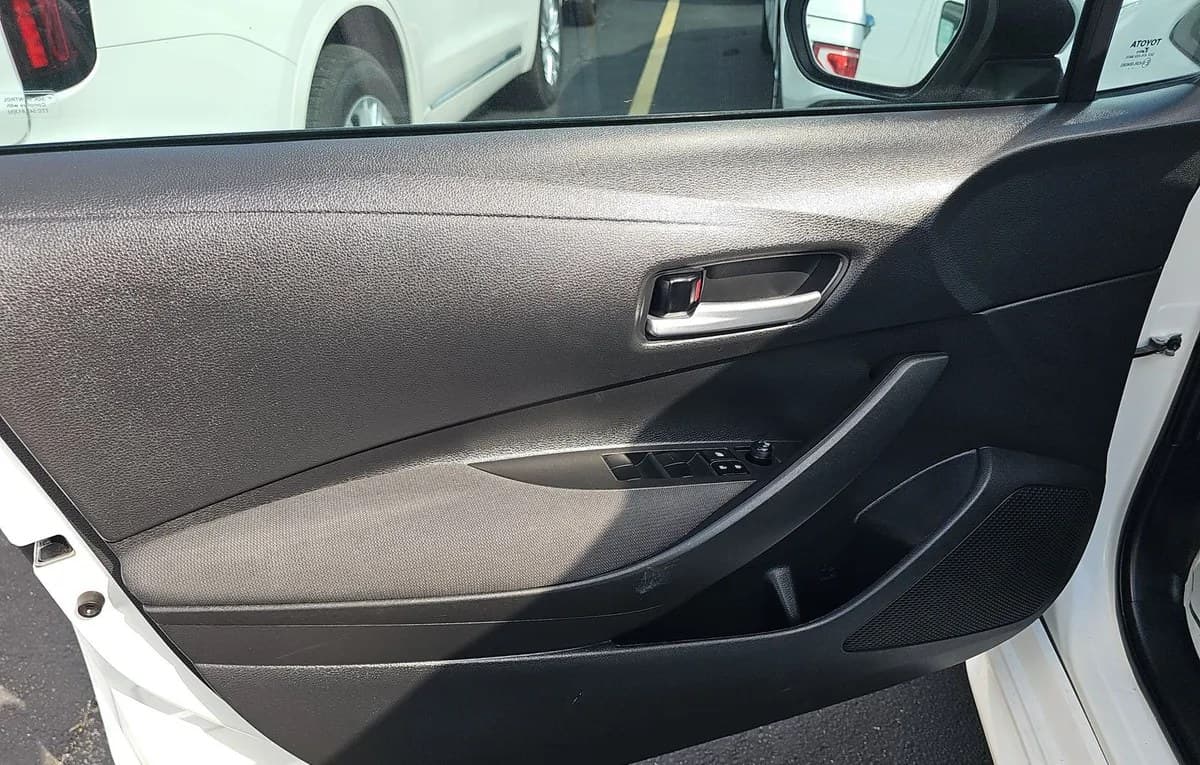 2021 TOYOTA COROLLA LE 6