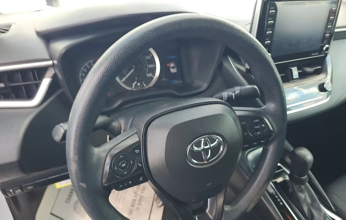 2021 TOYOTA COROLLA LE 7
