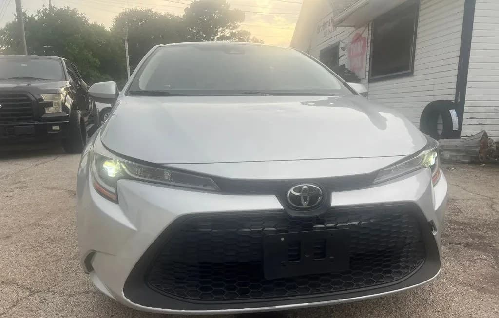 2022 TOYOTA COROLLA LE 3