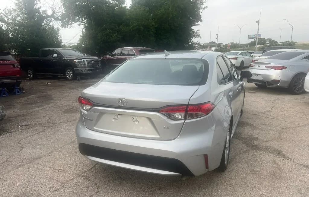 2022 TOYOTA COROLLA LE 4
