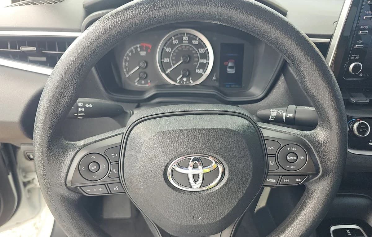 2021 TOYOTA COROLLA LE 7