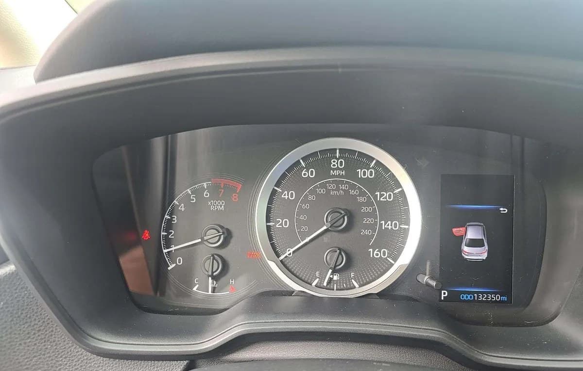 2021 TOYOTA COROLLA LE 6
