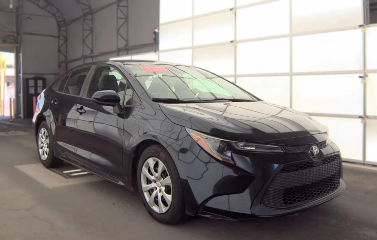 2021 TOYOTA COROLLA LE 4