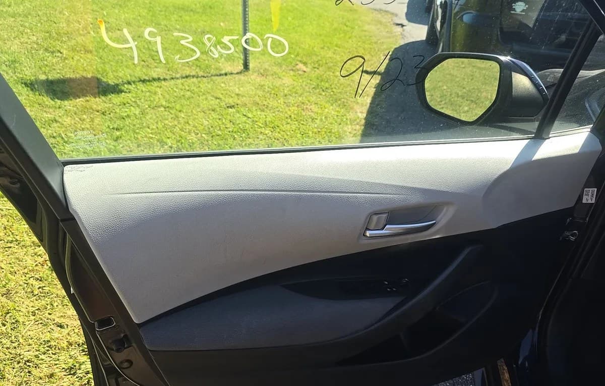 2021 TOYOTA COROLLA LE 6