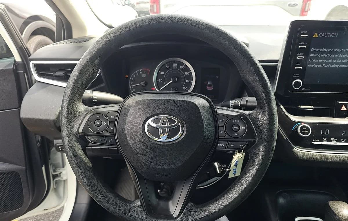 2021 TOYOTA COROLLA LE 7