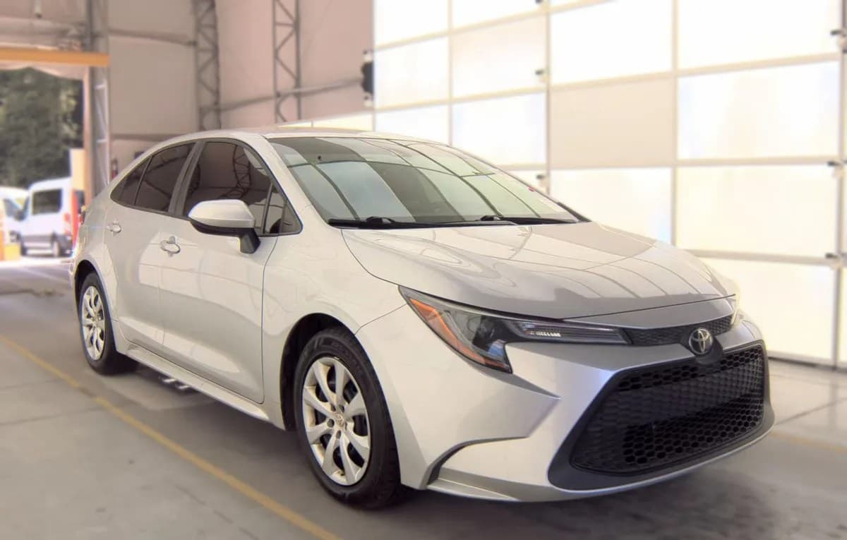 2021 TOYOTA COROLLA LE 4