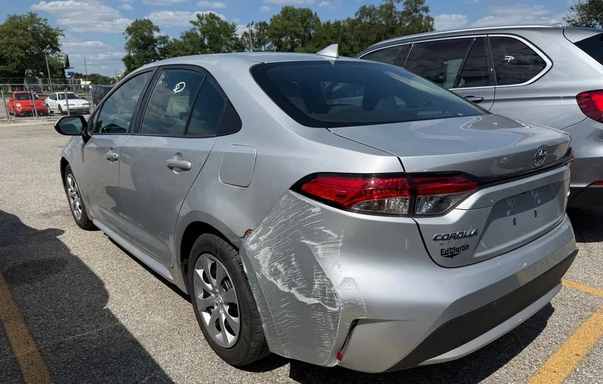 2021 TOYOTA COROLLA LE 4