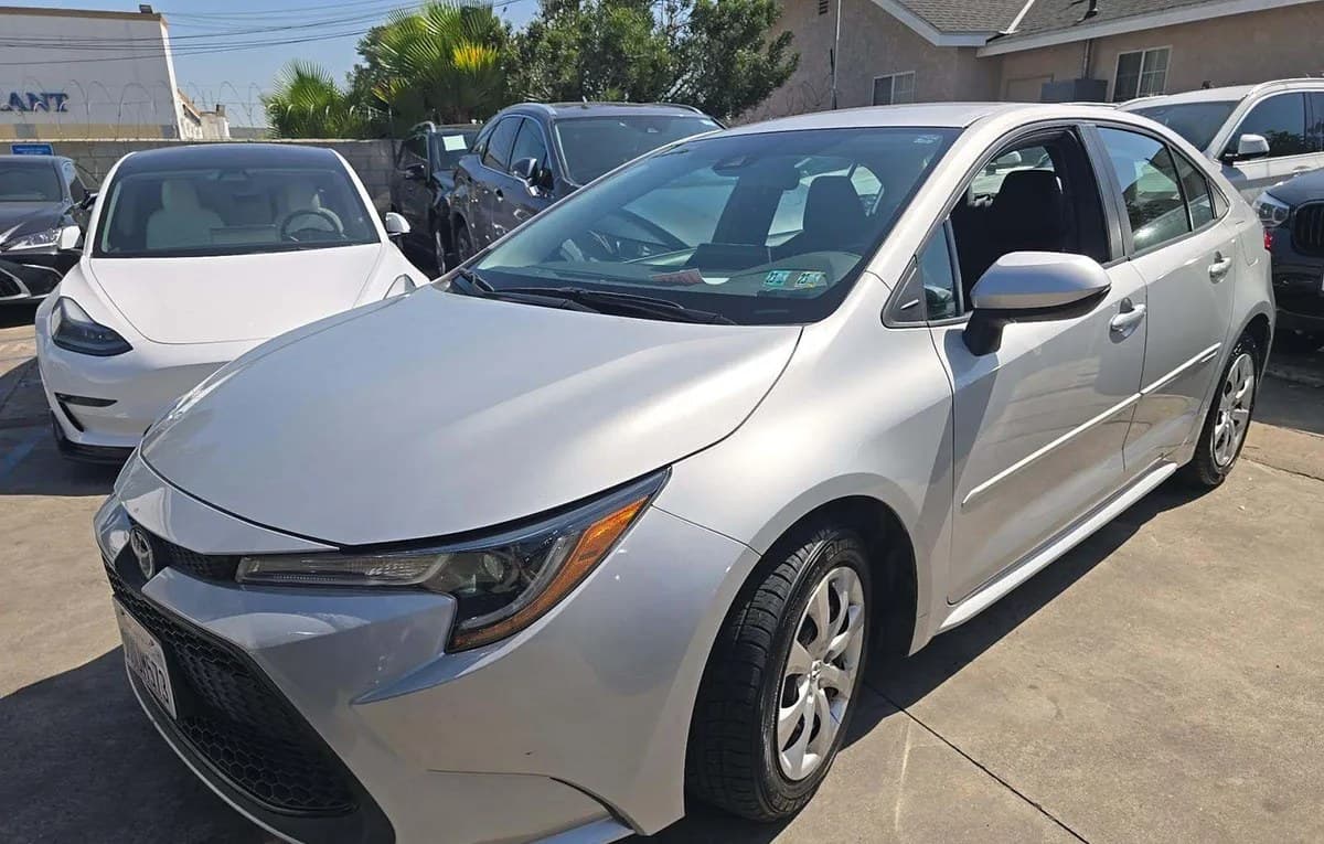 2020 TOYOTA COROLLA LE 2