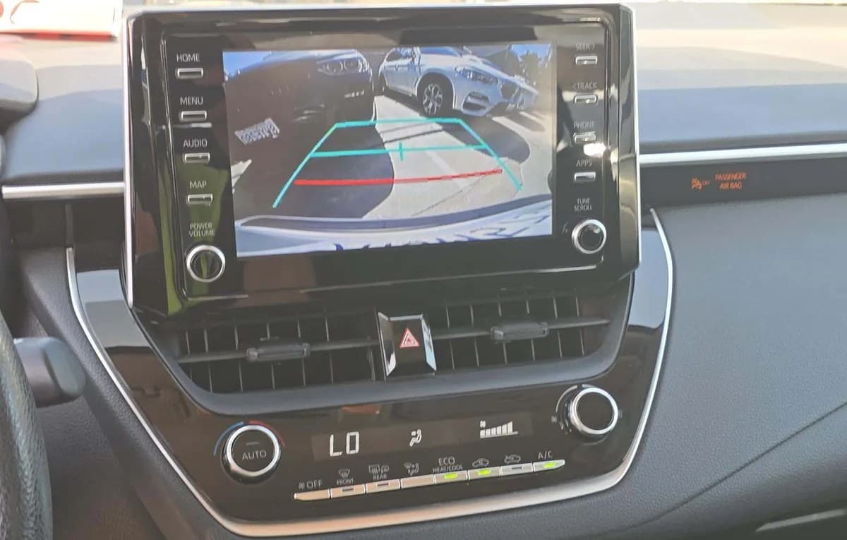 2020 TOYOTA COROLLA LE 7