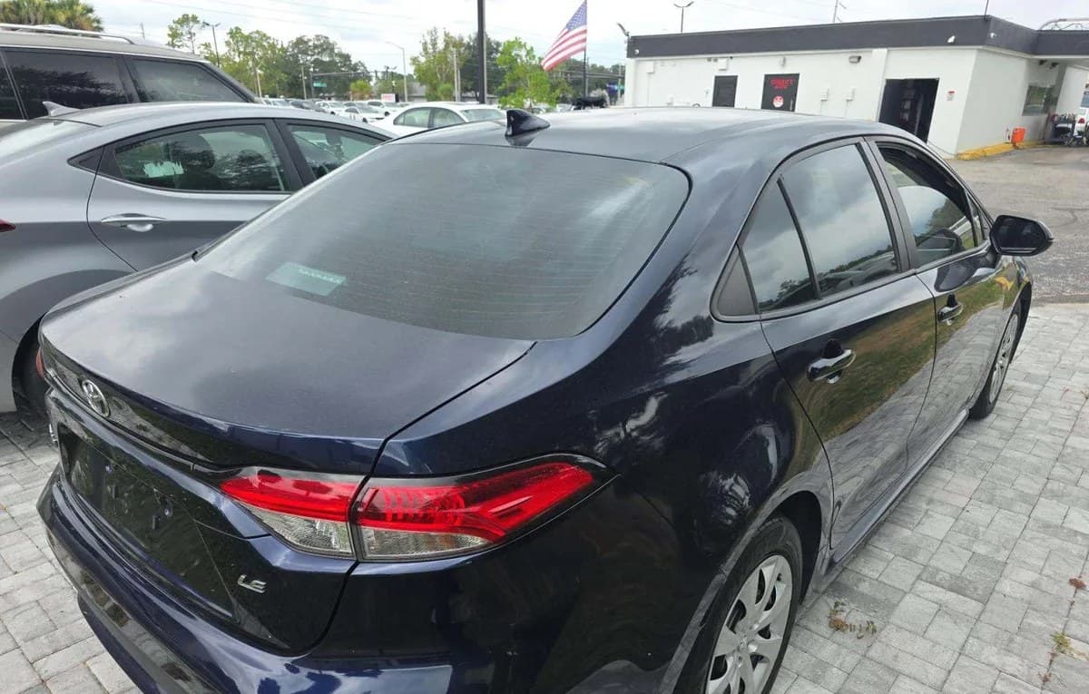 2020 TOYOTA COROLLA LE 4