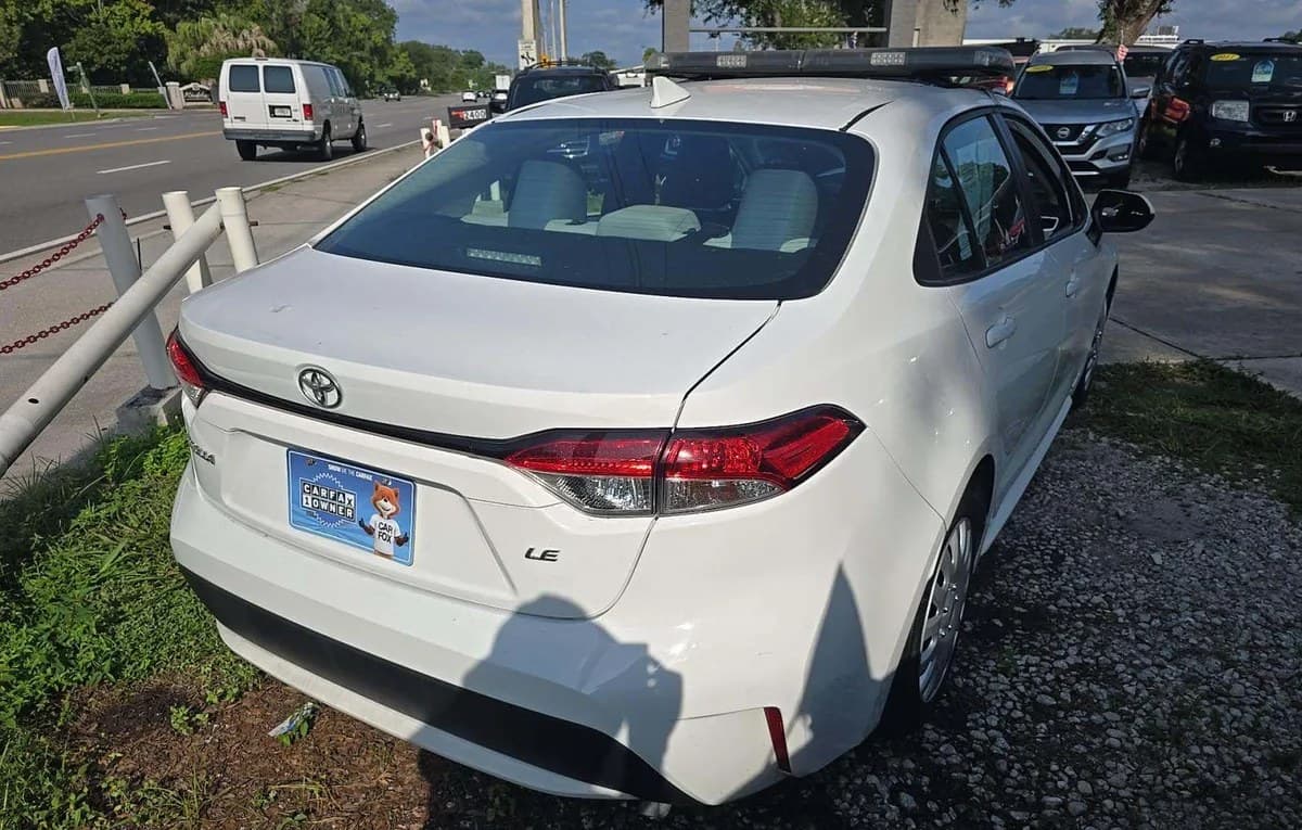 2020 TOYOTA COROLLA LE 4