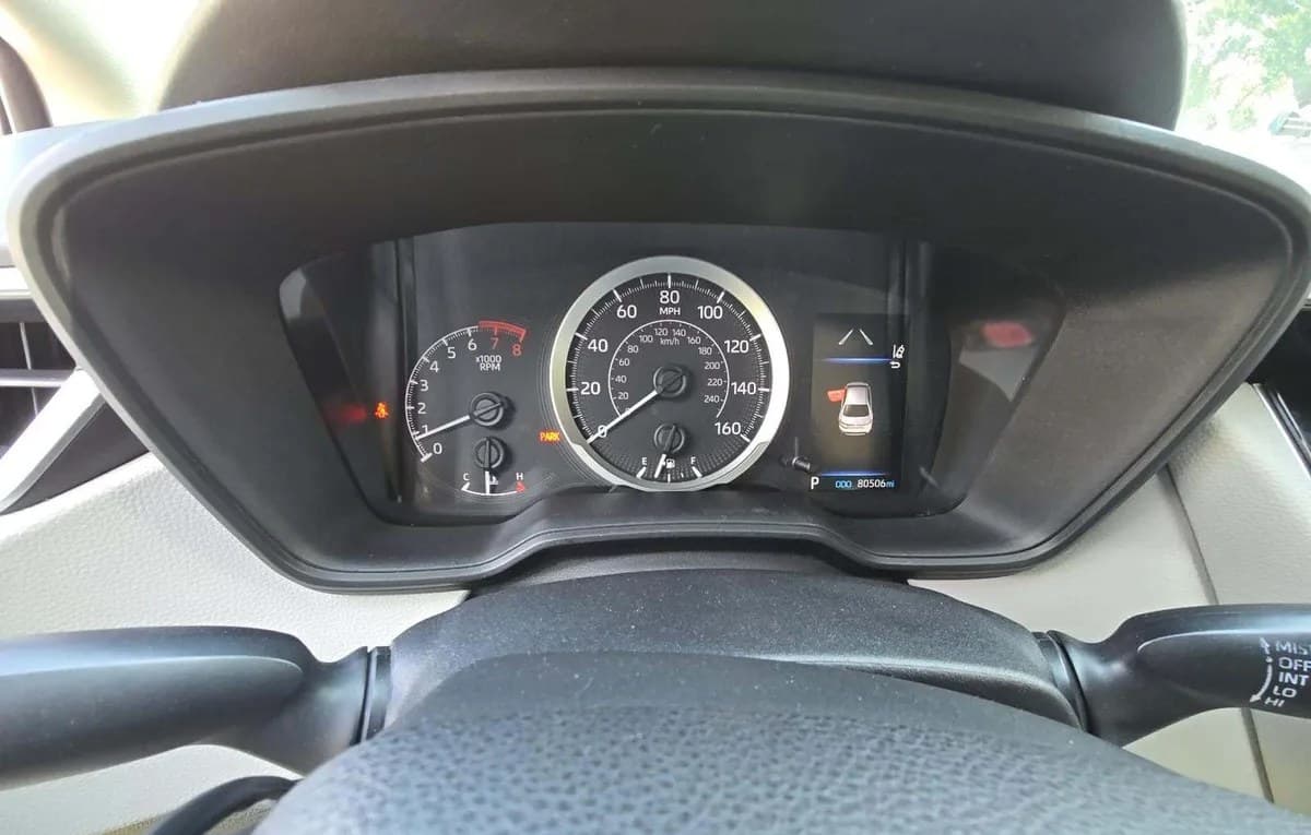 2020 TOYOTA COROLLA LE 6