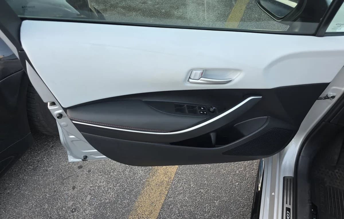 2024 TOYOTA COROLLA SE 6