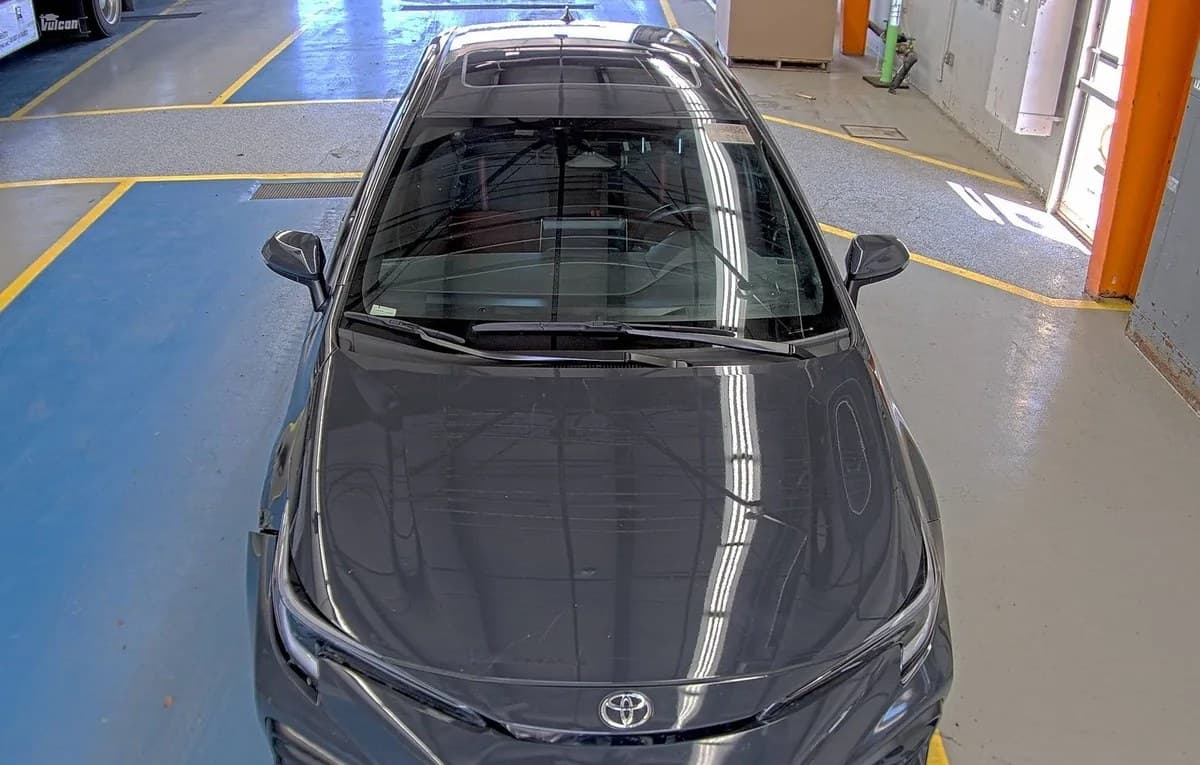 2025 TOYOTA COROLLA SE 3