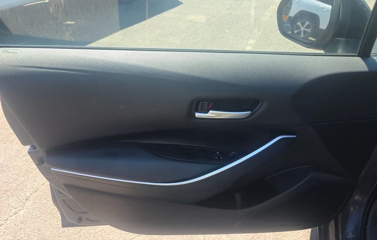 2025 TOYOTA COROLLA SE 6