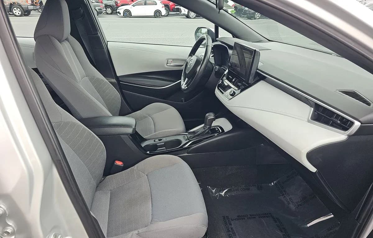 2023 TOYOTA COROLLA SE 5