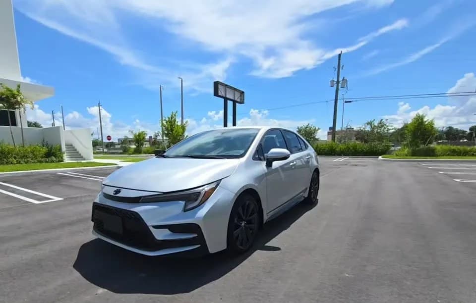 2024 TOYOTA COROLLA SE SEDAN
