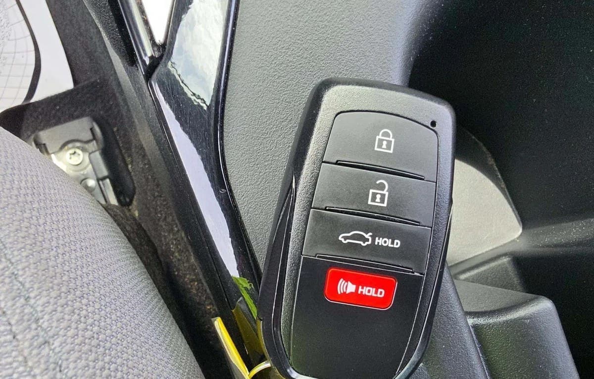 2024 TOYOTA COROLLA SE 5