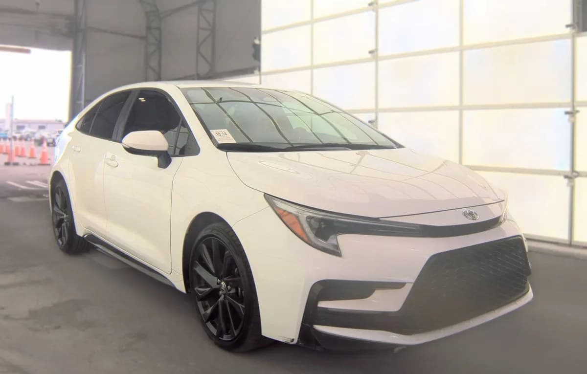 2024 TOYOTA COROLLA SE 4