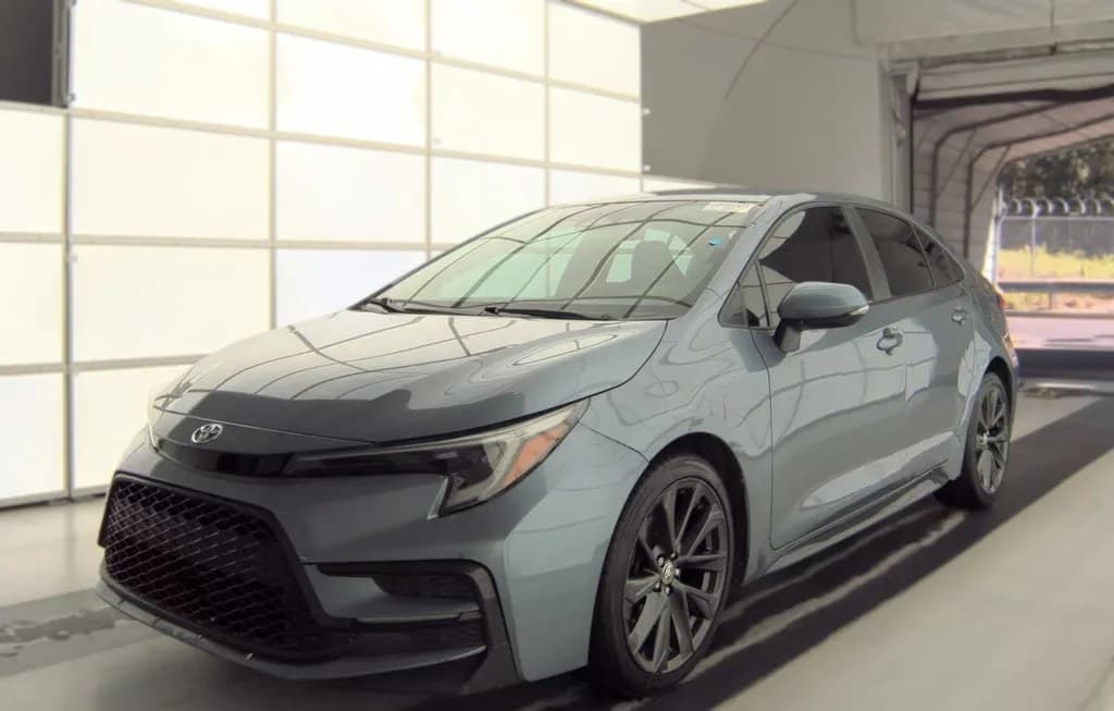 2023 TOYOTA COROLLA SE SEDAN