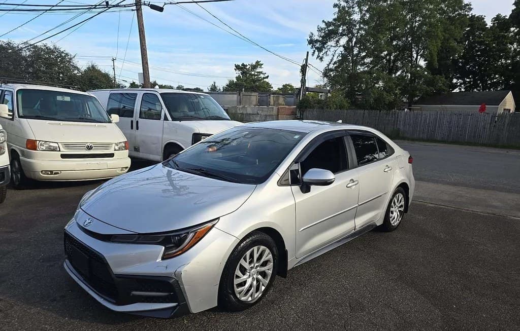 2021 TOYOTA COROLLA SE SEDAN
