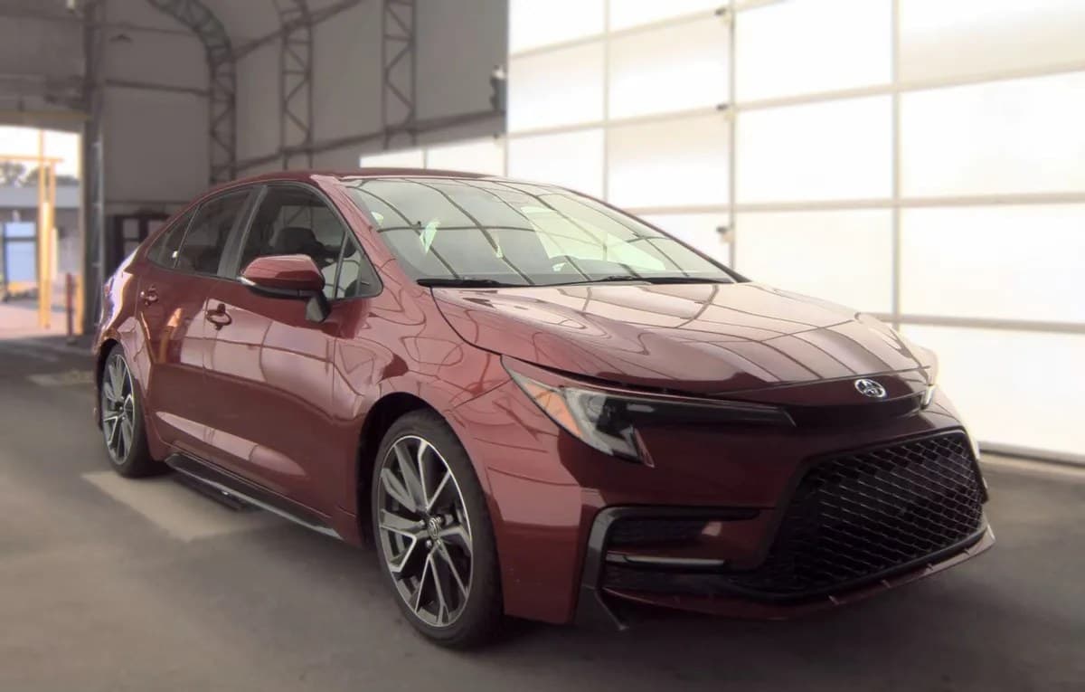 2023 TOYOTA COROLLA SE 4