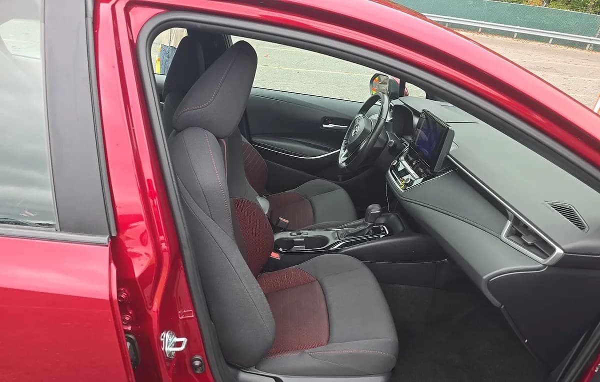 2023 TOYOTA COROLLA SE 5
