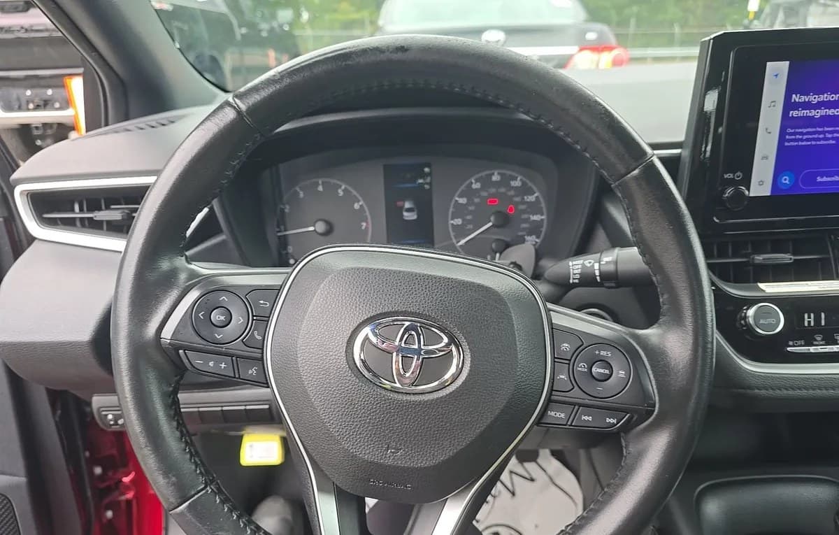 2023 TOYOTA COROLLA SE 7