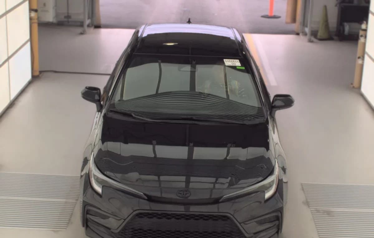 2024 TOYOTA COROLLA SE 3