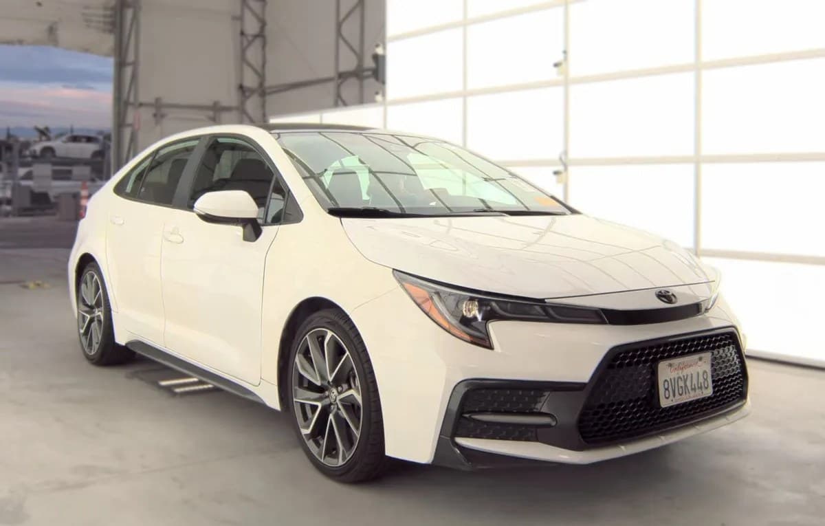 2021 TOYOTA COROLLA SE 4