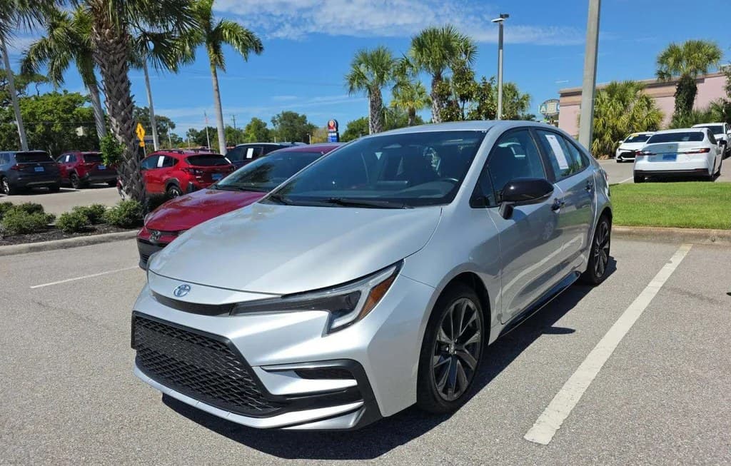 2024 TOYOTA COROLLA SE SEDAN