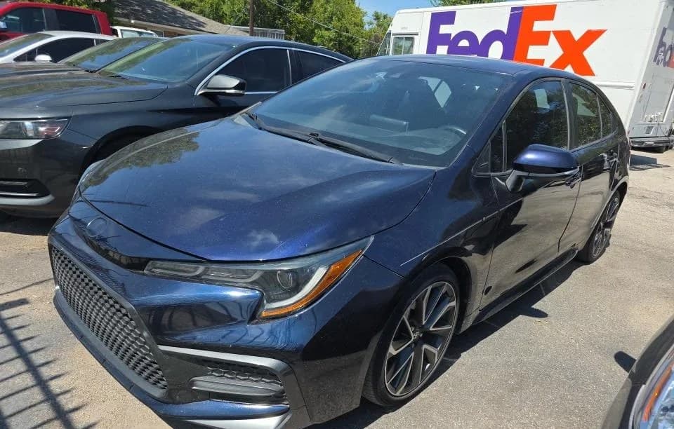 2020 TOYOTA COROLLA SE SEDAN