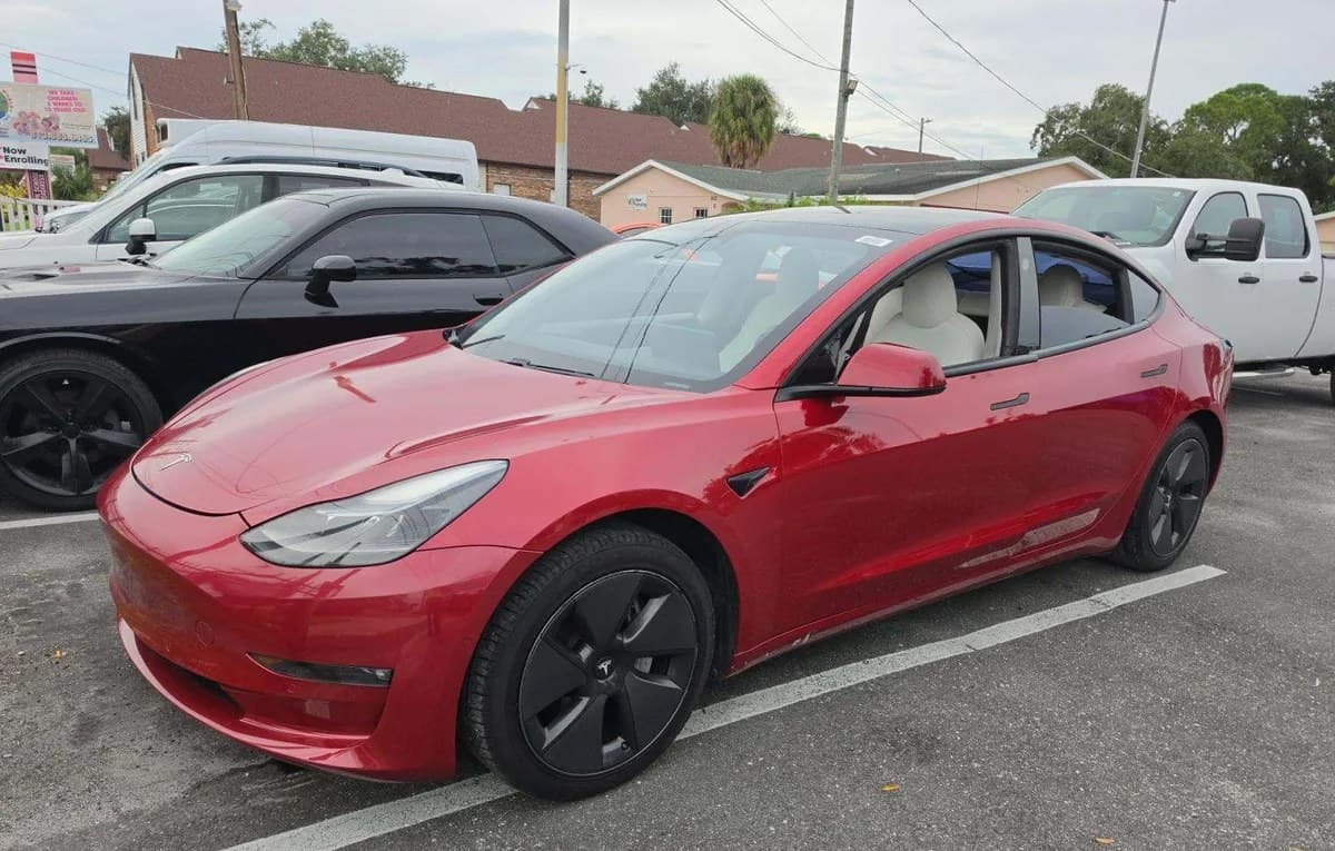 2021 TESLA MODEL 3 STANDARD RANGE Plus 2