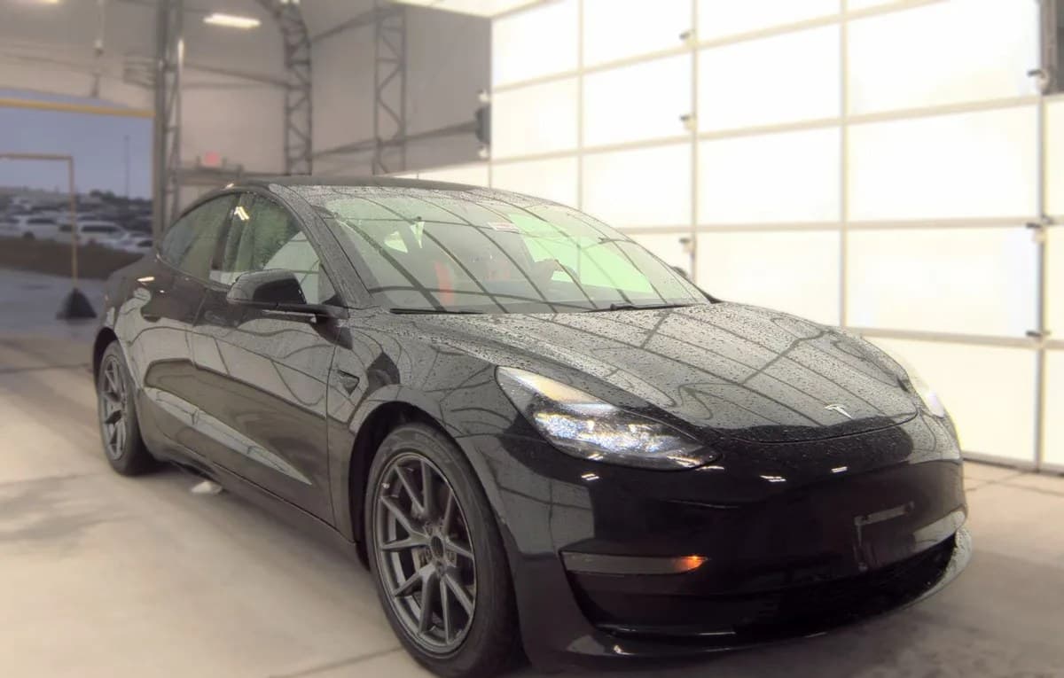 2021 TESLA MODEL 3 STANDARD RANGE Plus 4