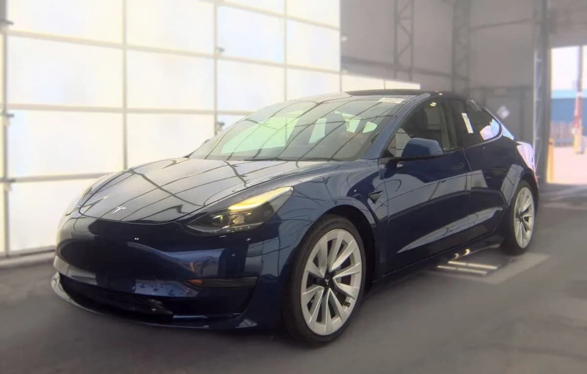 2022 TESLA MODEL 3 STANDARD Range 2