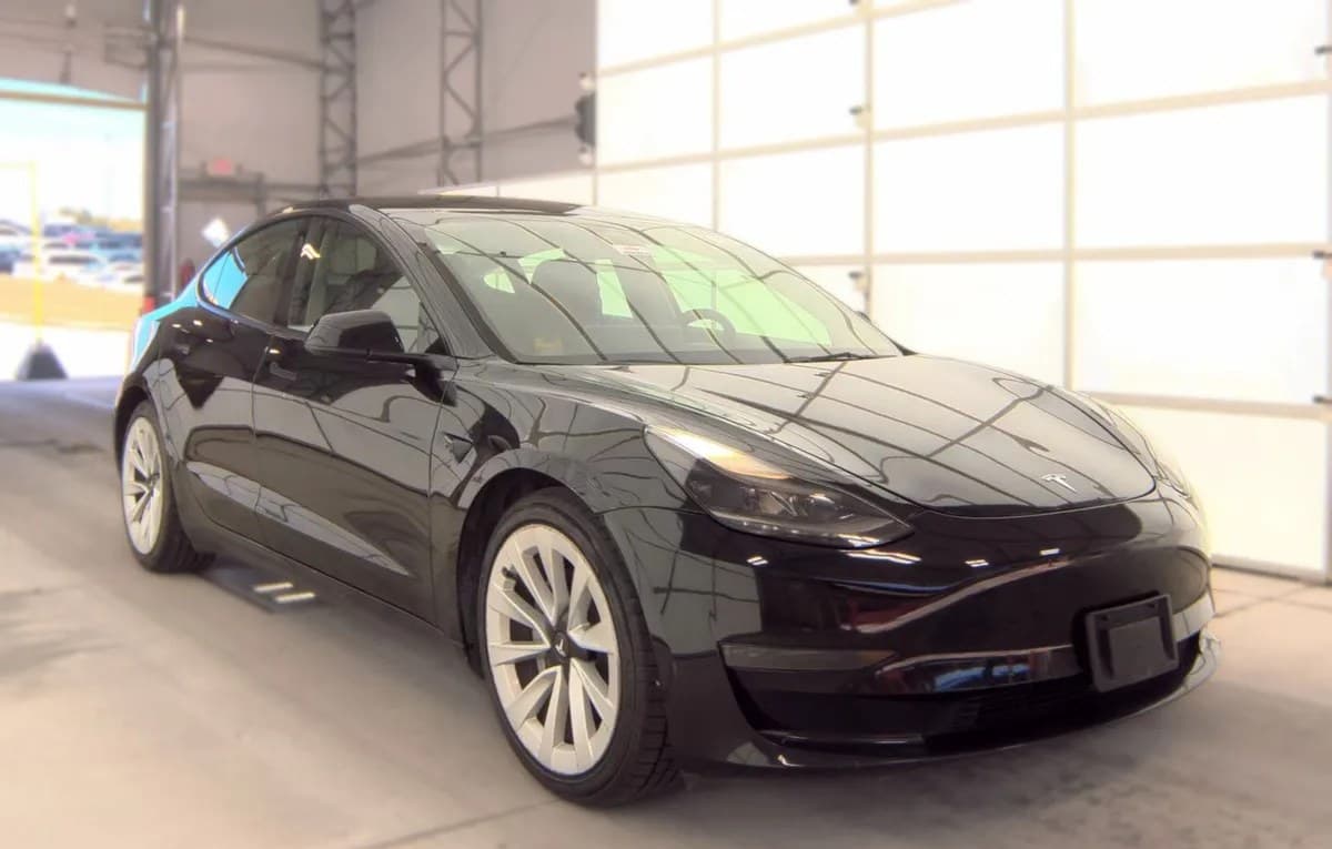 2023 TESLA MODEL 3 STANDARD Range 4