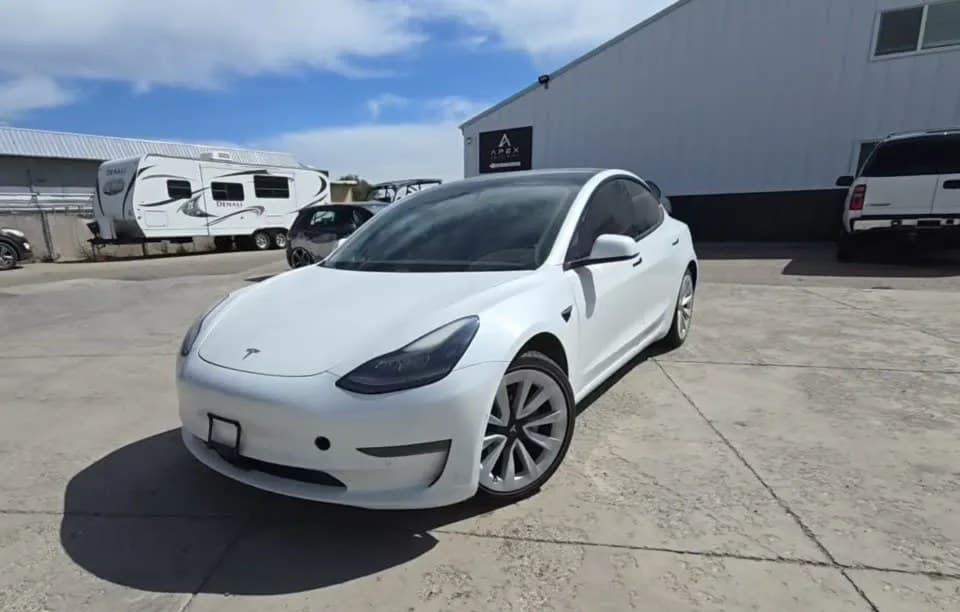 2021 TESLA MODEL 3 STANDARD RANGE Plus 2