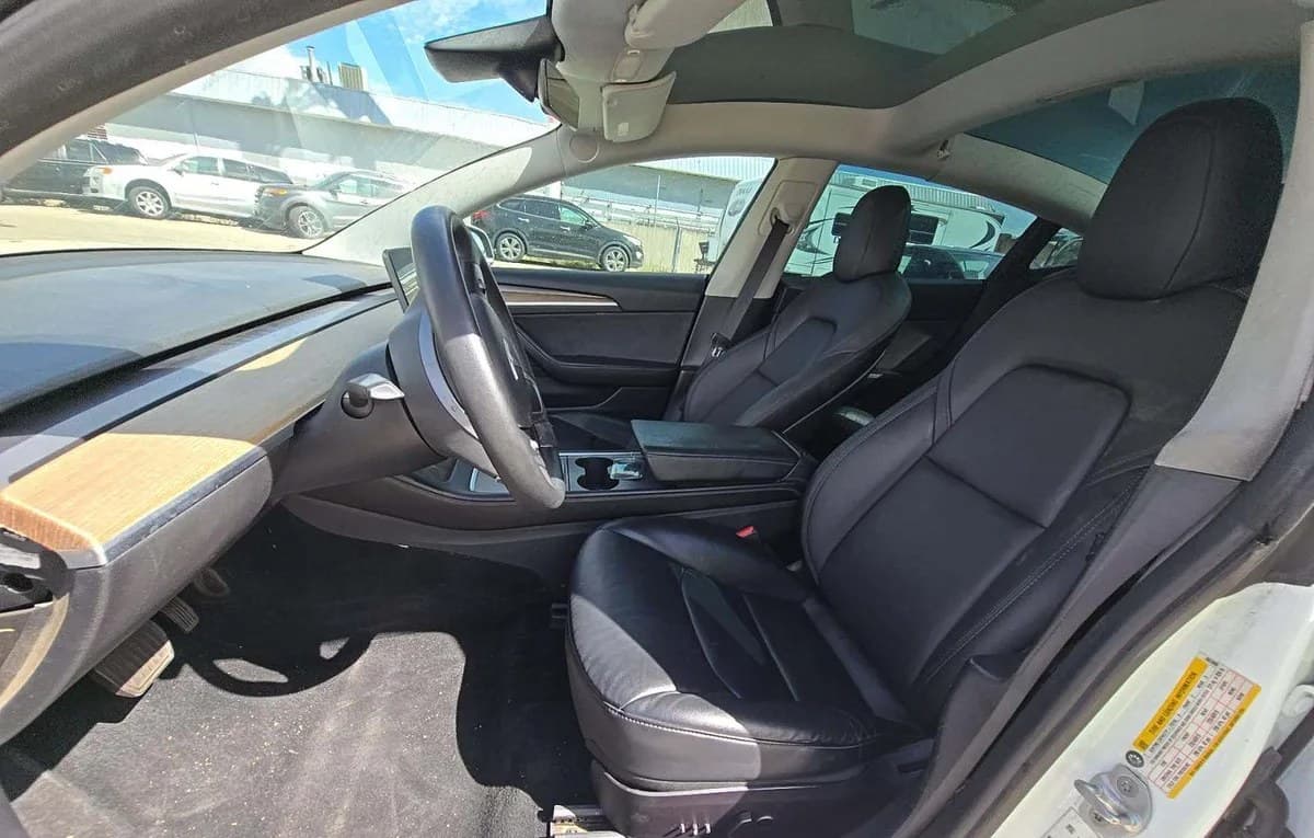 2021 TESLA MODEL 3 STANDARD RANGE Plus 4