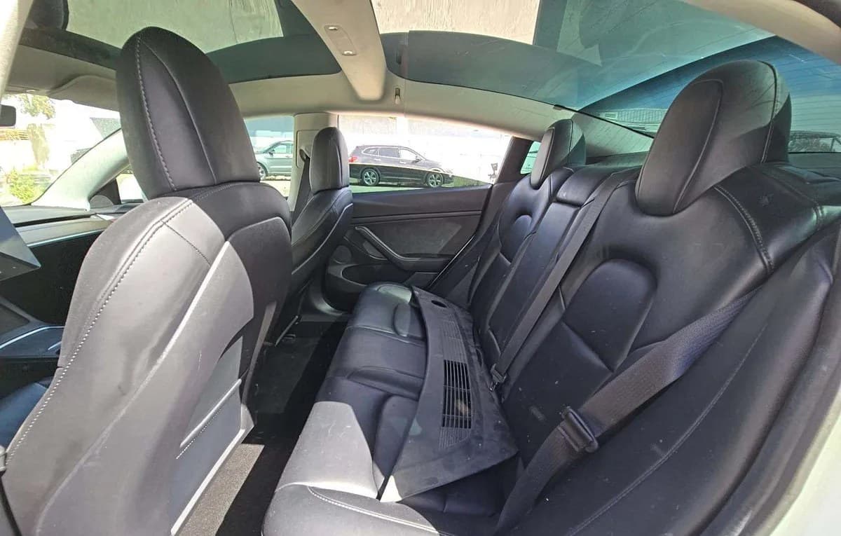 2021 TESLA MODEL 3 STANDARD RANGE Plus 7