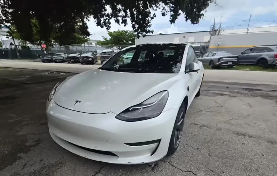 2022 TESLA MODEL 3 STANDARD RANGE 1